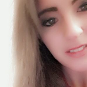 Meet your Posher, Abbey